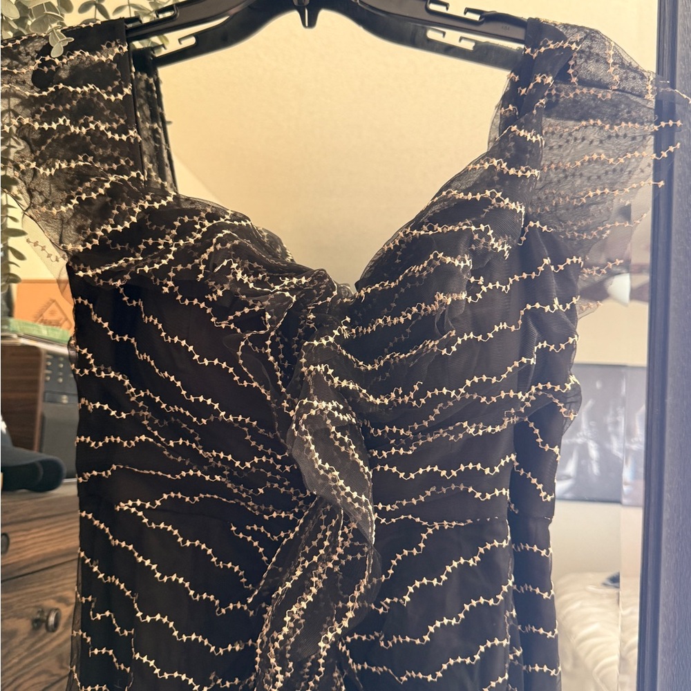 City Chic Black One-Shoulder Dress with Gold Sequin Waves - Picture 2 of 2